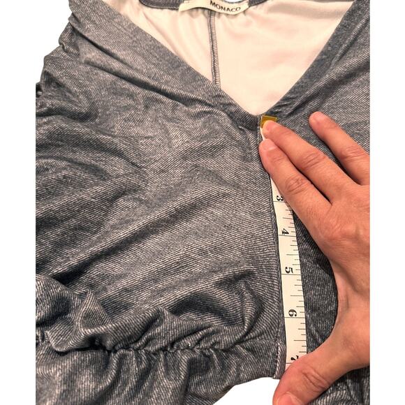 Monaco Ruched V-Waist Yoga Leggings Denim Athleisure, size M - Picture 4 of 6